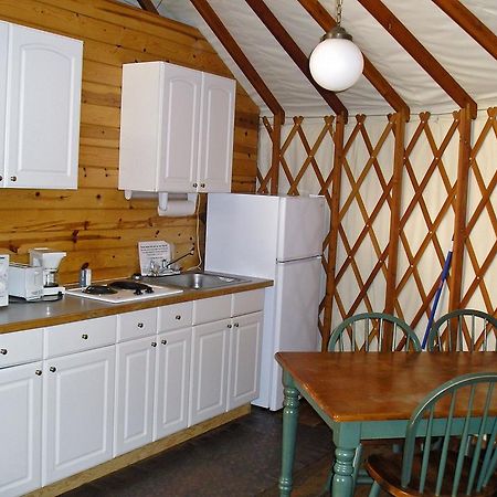 Yosemite Lakes Meadow Yurt 15 Harden Flat Exterior photo