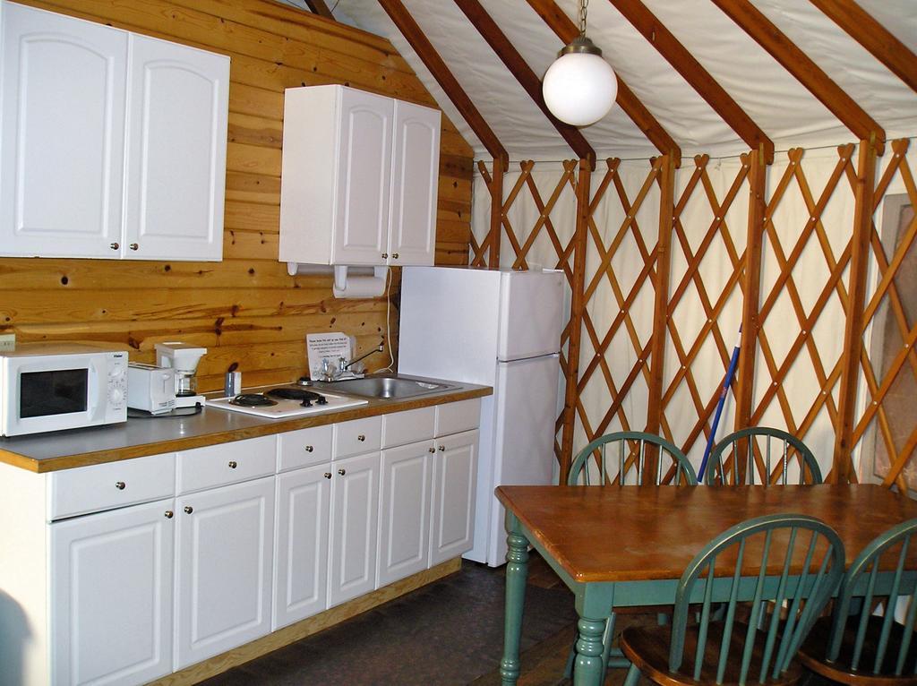 Yosemite Lakes Meadow Yurt 15 Harden Flat Exterior photo